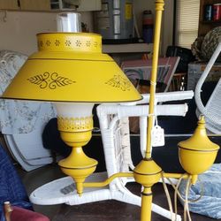 VINTAGE POLE LAMP 