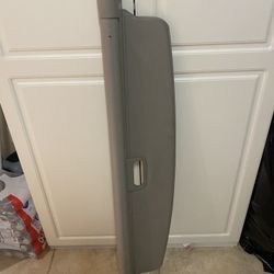 Dodge Magnum Cargo Cover 