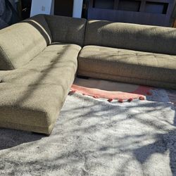 Sectional Couch FREE DELIVERY TODAY 
