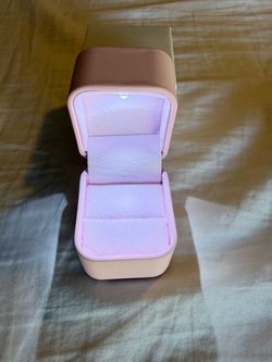 Light Up ring box from famous Happy Jeweler