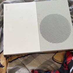 Xbox 1s 