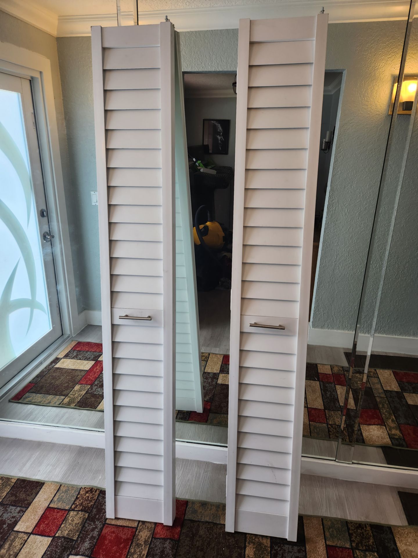 PVC BIFOLDS 24' X 79" LIKE NEW