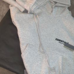 Essentials Set Light Oat