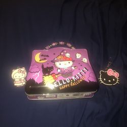 Hello Kitty Halloween Lunchbox With Forever 21 Keychains 