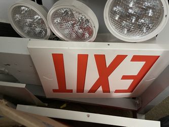 New York City Approved Emergency Light, Emergency Lights with Battery Backup, White Steel Housing, AC 120/277V, Three Heads or two heads 