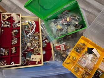 Bunch of my old grandma jewelry