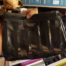 New Victoria’s Secret make up bag