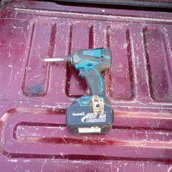 Makita Drill / Battery 