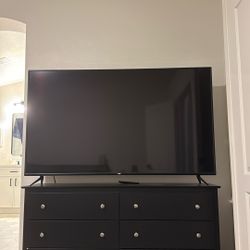 70 Inch Vizio TV