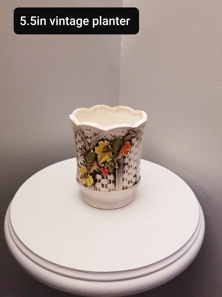 Vintage Lefton floral pot