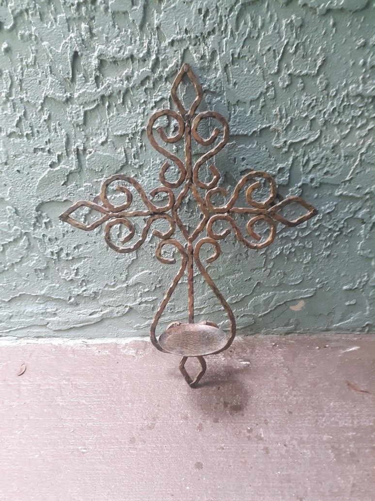 Metal Christian Cross Wall-mounted Candle Holder