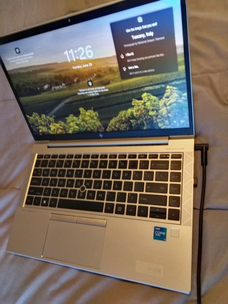 HP Elitebook G11 8gb LAPTOP NEW