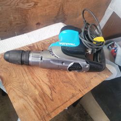 Makita HR4002