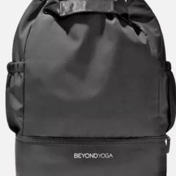 Beyond Yoga Convertiable Gym Bag Or Back Pack