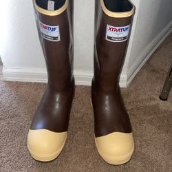 Xtratuf Rubber Boots 