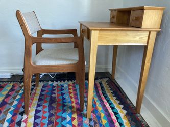 A Midcentury Modern Set - Home Studio
