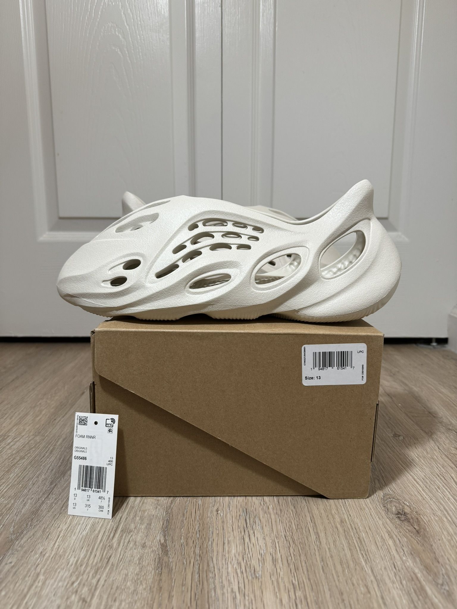 Adidas Yezzy Foam Runner RNNR Ararat Men’s size 13 US !!! Read Description❤️