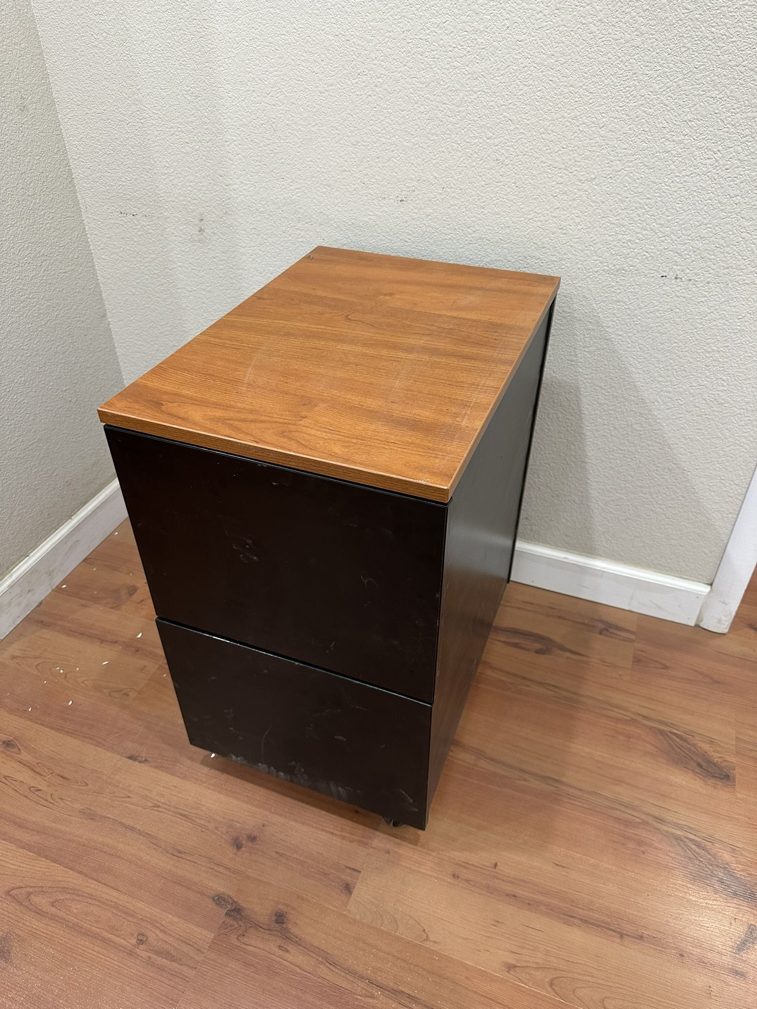 File cabinet