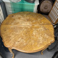 Wood Table And 4 Chairs 