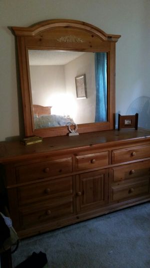 Broyhill Fontana 9 Drawer Dresser And Mirror For Sale In Marietta