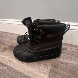 NEW WITH TAG - Boys Nautica Brown Fashion Boots. Size 3.