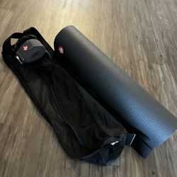 manduka: manduka plus series yoga bundle for Sale in Brooklyn, New York -  OfferUp