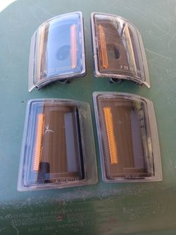 91-94 Chevy Grill Side Marker Lights 