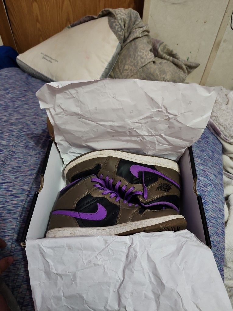 Air Jordan 1 Mid
