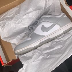 Nike dunks green white