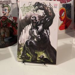 Venom #5 - Exclusive Variant