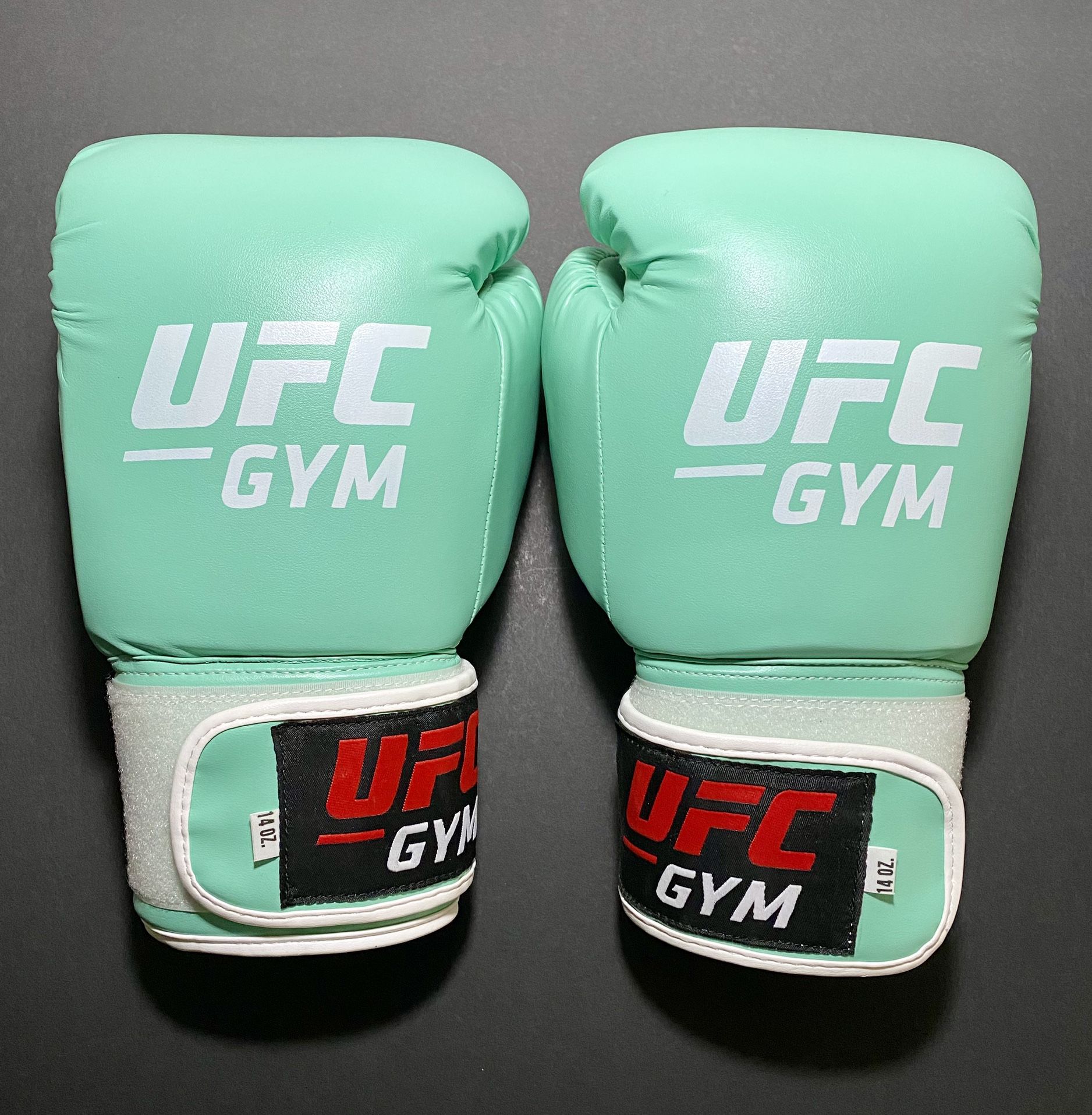 UFC Gym Boxing Gloves 14oz And Wraps NEW