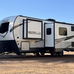 2021 Forest River 25BSDS