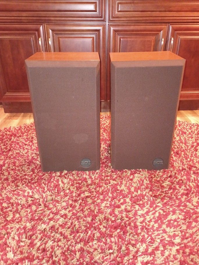 ALTEC/ LANSING Model One Speakers (Vintage)