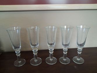 5 Gorgeous Italian Champagne flutes! Never used