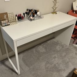 White Desk
