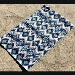 Outdoor Rug: 2’7” x 4’2”