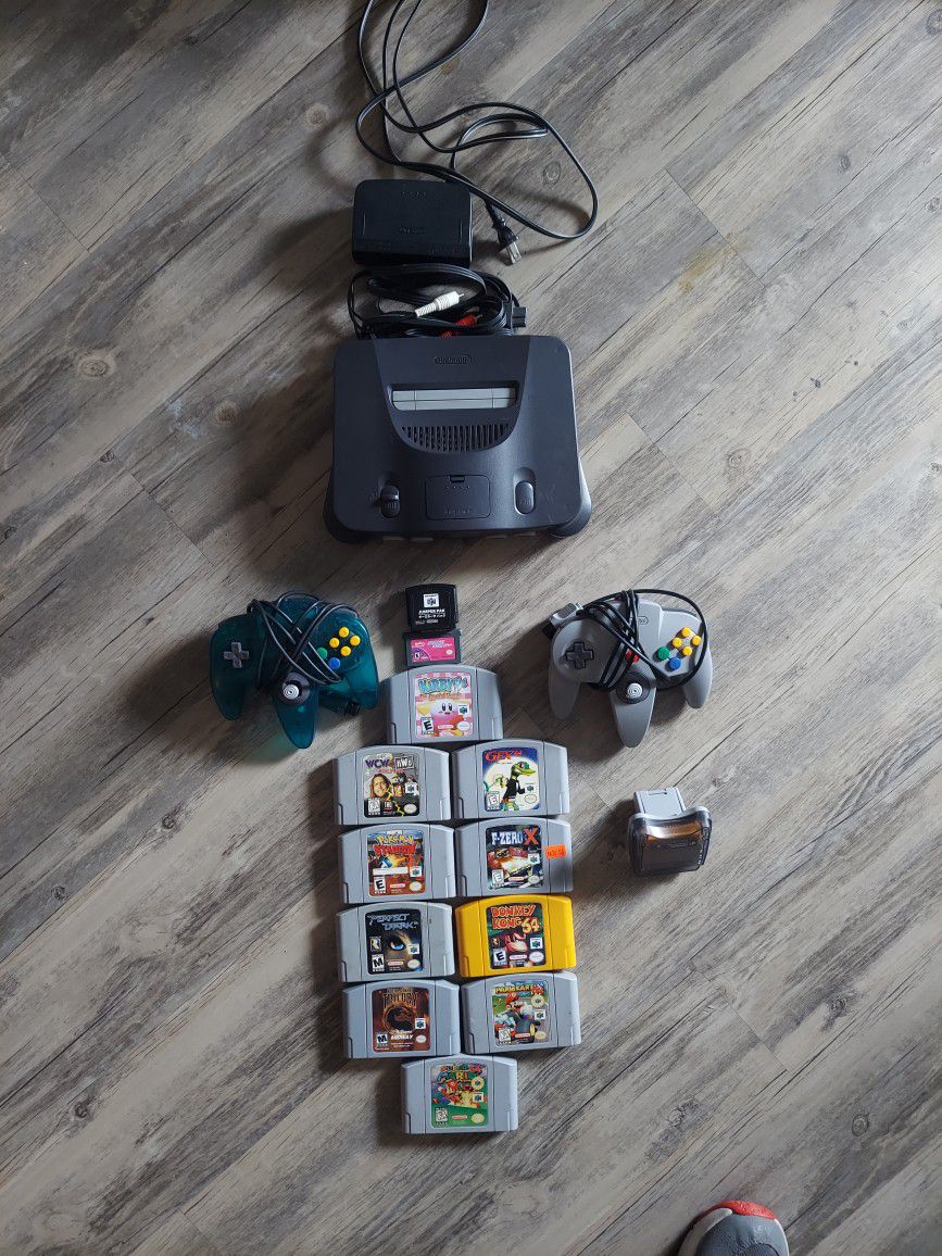 NINTENDO 64 WITH GAMES