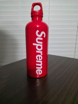 Travellers bottle water