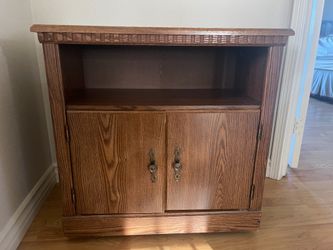 Wood cabinet