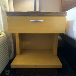 Two Tone Night Stand (large Inventory Of Furniture Available! Bulk And Furniture Set Deals Available! See Profile Or Dm For More Info)