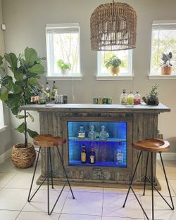Rustic Wood Bar 