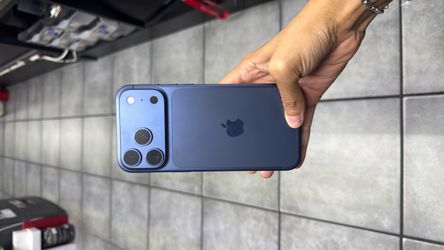iPhone 17 pro max unlocked 512gb