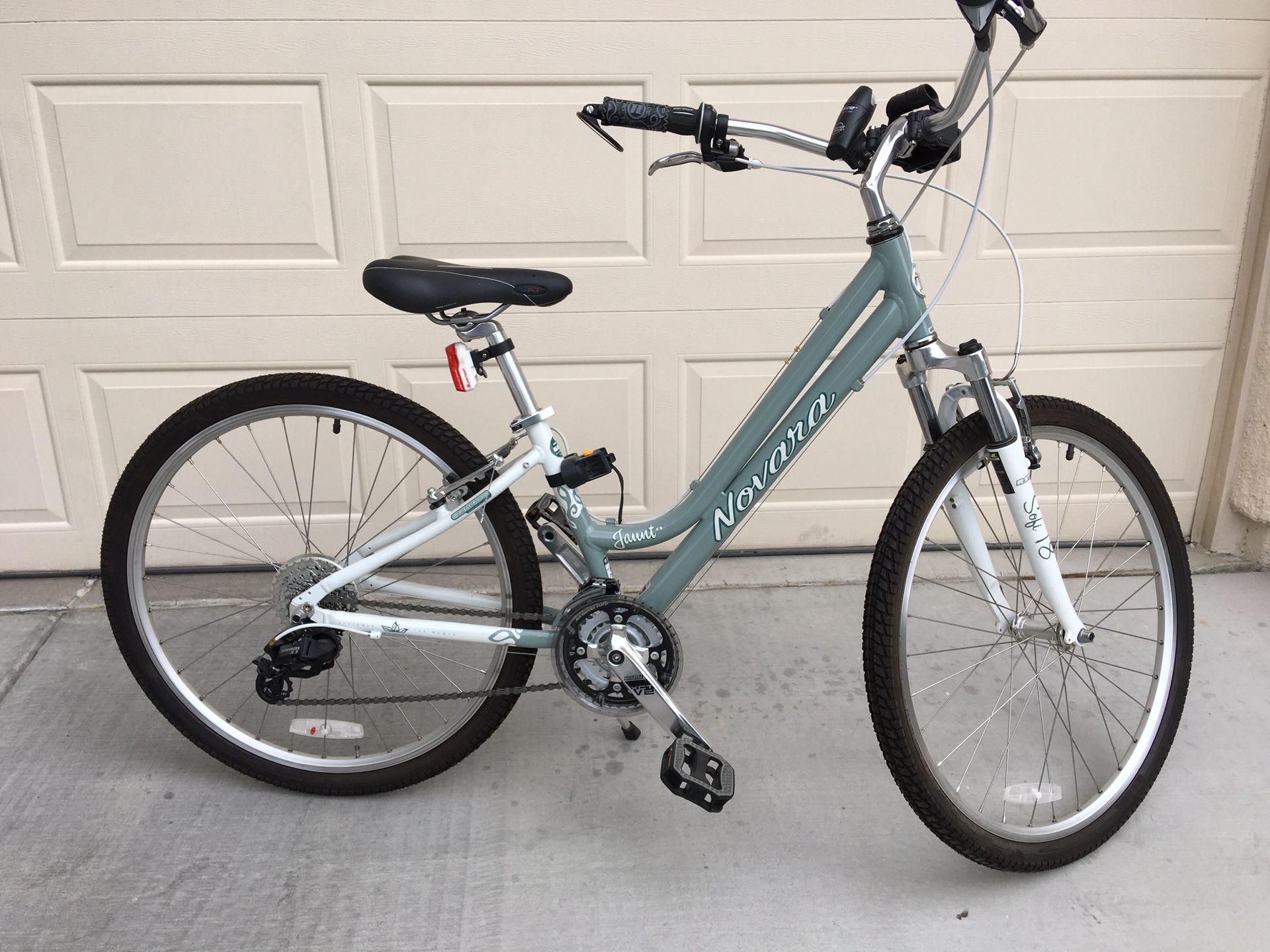 Novara Jaunt Women’s Bike from REI. Used 2X