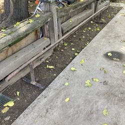 Long Metal Raised Bar Rail