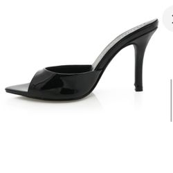 Black BILLINI Heels Size 7  