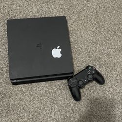 *GIVEAWAY*PS4 With Controller And All Cords 