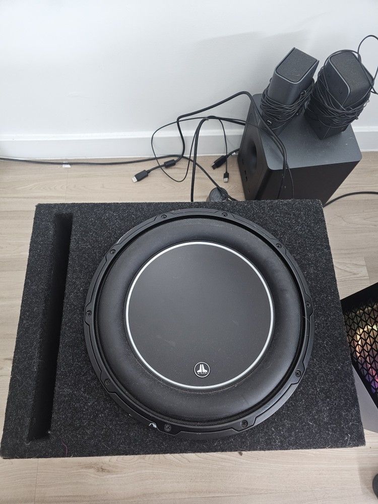 12" JL W6V3 Subwoofer in Custom Box