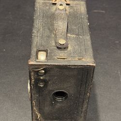 Eastman Kodak No 2A Model C Brownie Box Camera Uses 116 Film Antique. Untested