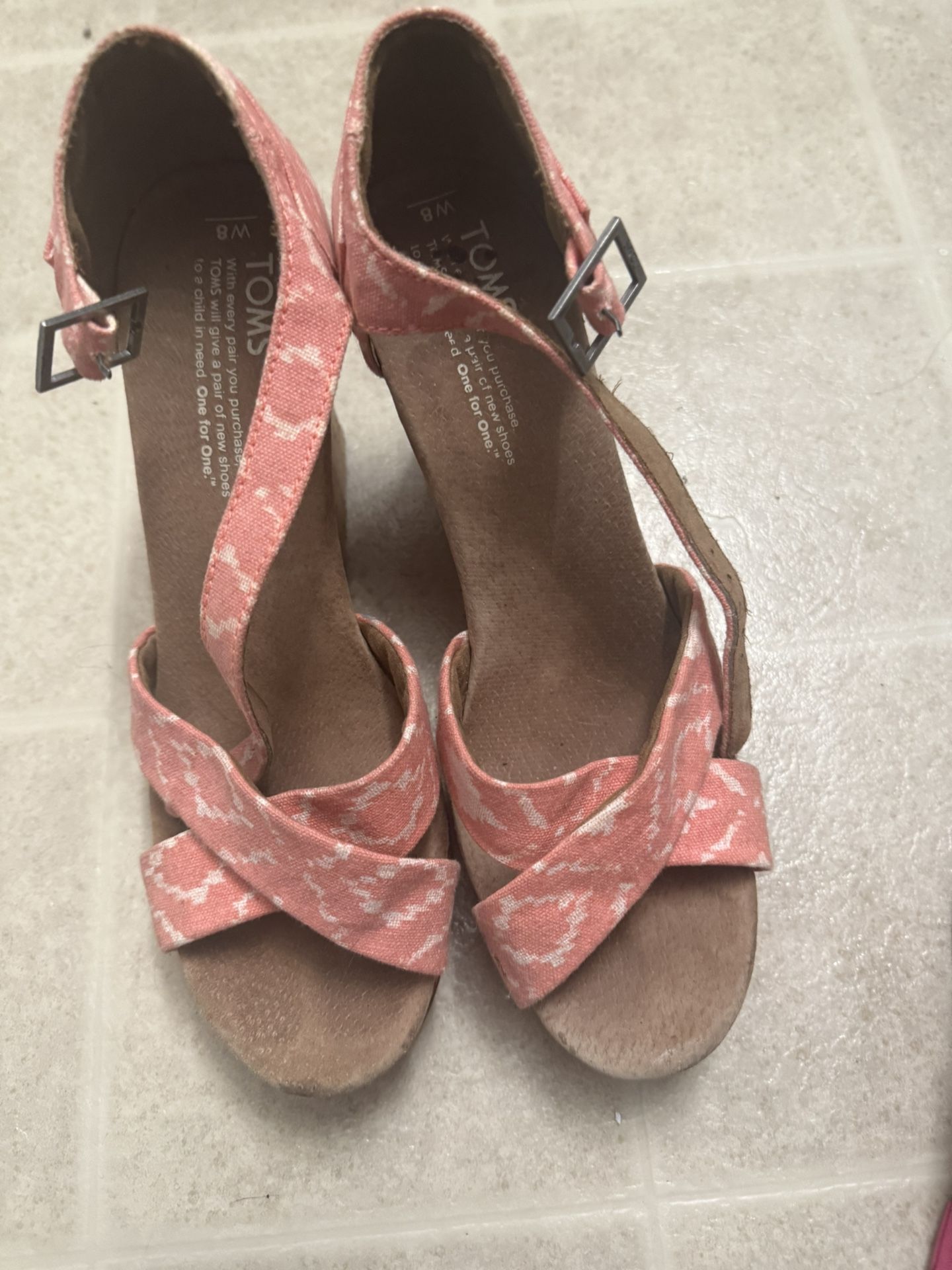 8w Wedges *toms* 