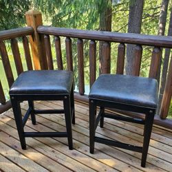 Leather and Wood Bench Seat. 